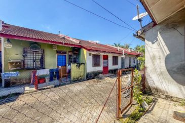 Taman Dato Hormat, Telok Panglima Garang