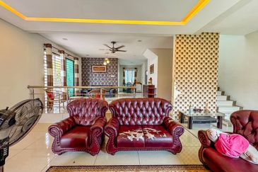 Perdana College Heights