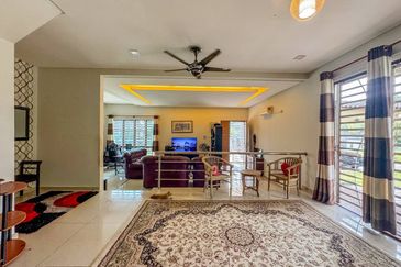 Perdana College Heights