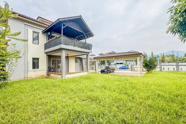 Perdana College Heights