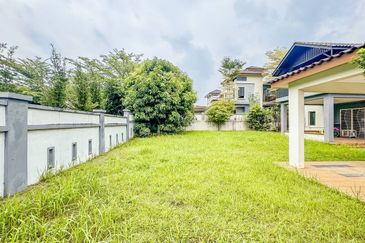 Perdana College Heights