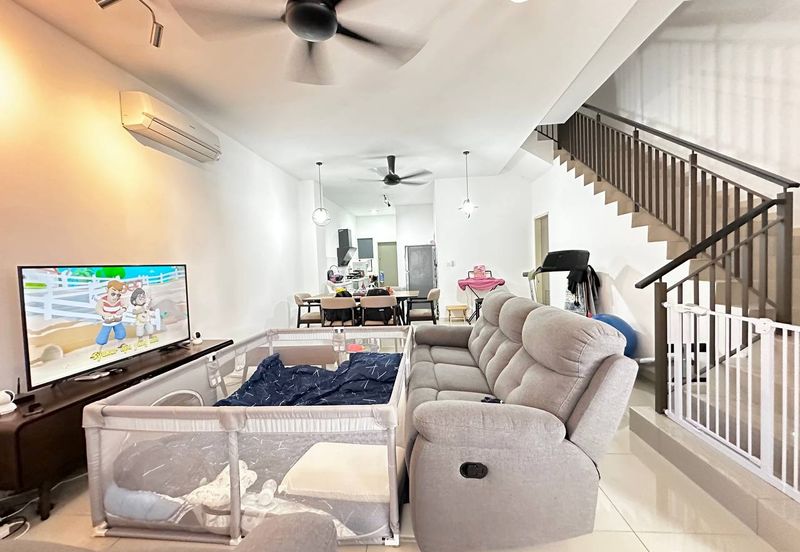 Setia Warisan Tropika (Belladonna)