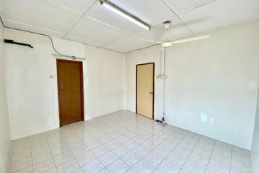 Taman Pinggiran Putra