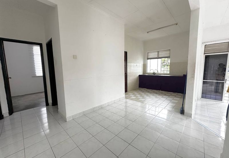 Taman Desa Pinggiran Bayu