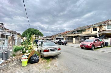 Bandar Country Homes