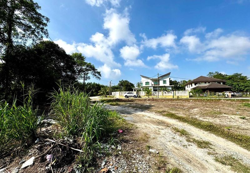 Kampung Jenderam Hulu