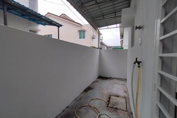 Pusat Bandar Putra Permai