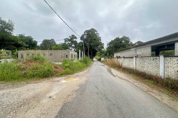 Kampung Lubok Kelubi Batu 19 1/2