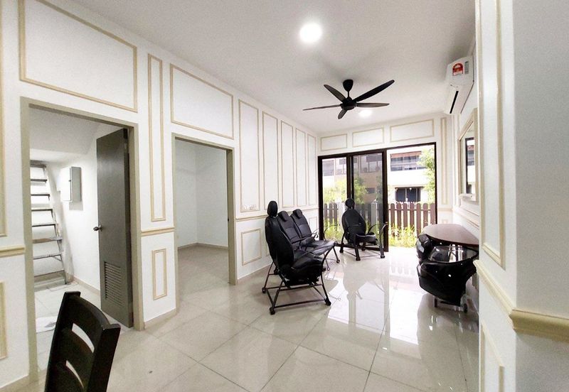 Setia Warisan Tropika (Belladonna)