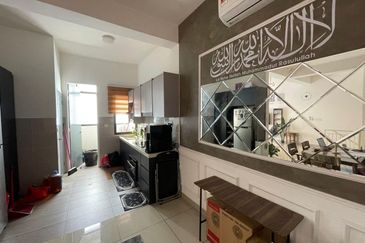 Ayden Townhouse Warisan Puteri