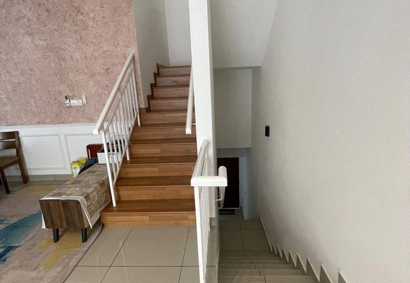 Ayden Townhouse Warisan Puteri