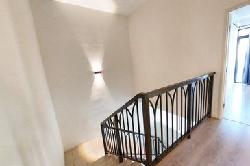 Monet Springtime @ Sunsuria City