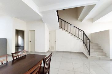 Monet Springtime @ Sunsuria City