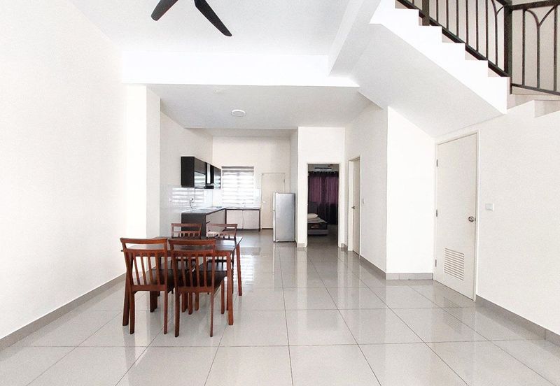 Monet Springtime @ Sunsuria City