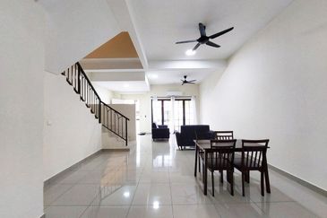 Monet Springtime @ Sunsuria City