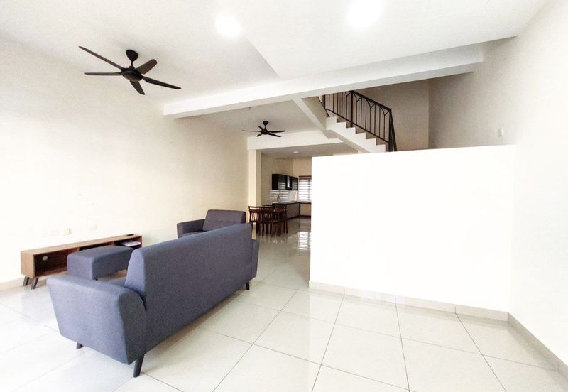 Monet Springtime @ Sunsuria City