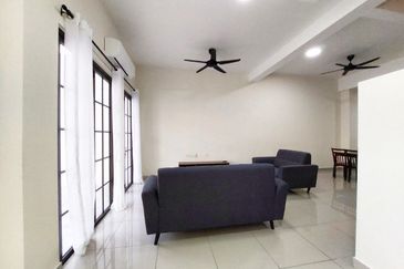 Monet Springtime @ Sunsuria City