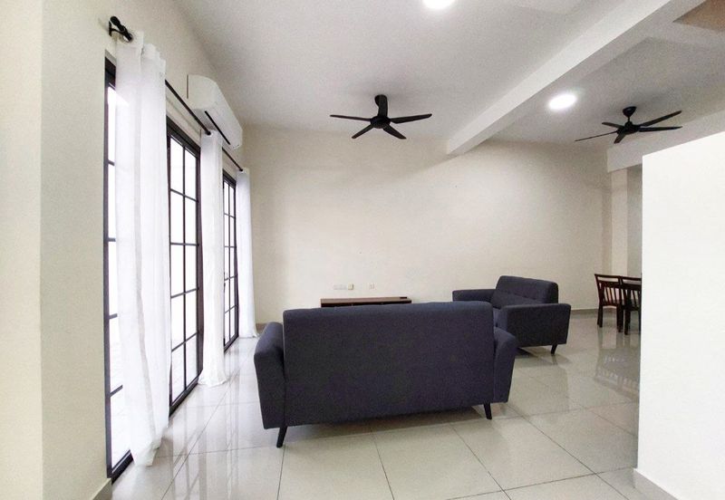 Monet Springtime @ Sunsuria City