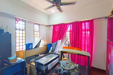 Taman Sri Sungai Pelek