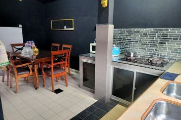 Taman Pinggiran Pedas