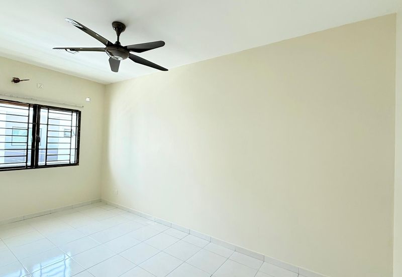 Laman Delfina @ Nilai Impian