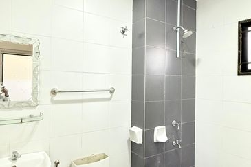 Laman Delfina @ Nilai Impian