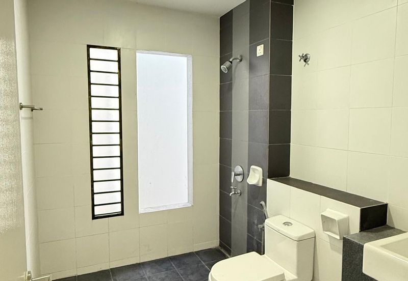 Laman Delfina @ Nilai Impian