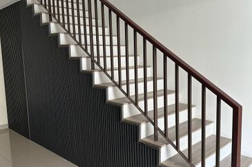 Dayana @Nilai Impian