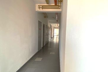 Saujana Aster, Precinct 11