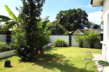 PIONEER COVE, BATU 2 PORT DICKSON, SINGLE STOREY BUNGALOW, FOR SALE