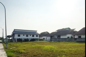 JALAN TANJUNG AGAS, SHAH ALAM, LOT BUNGALOW NEAR RIMBAYU, FOR SALE