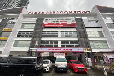Plaza Paragon Point