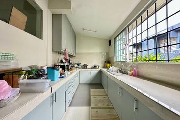  SS5 Kelana Jaya Petaling Jaya, Double Storey Semi Detached House For Sale