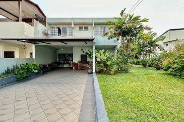  SS5 Kelana Jaya Petaling Jaya, Double Storey Semi Detached House For Sale