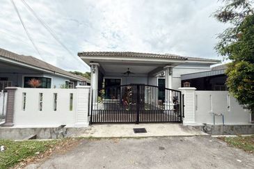 Taman Sentosa SEMI-D Bukit Baru,Melaka Renovated (Rumah ni dah siap semua, tinggal nak panggil “rumah sendiri.”)