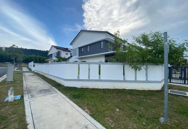 RIMBUN JASMINE KEPAYANG SEREMBAN, Brand New (BARE UNIT), Corner Lot, Freehold, Non-Bumi FOR SALE!