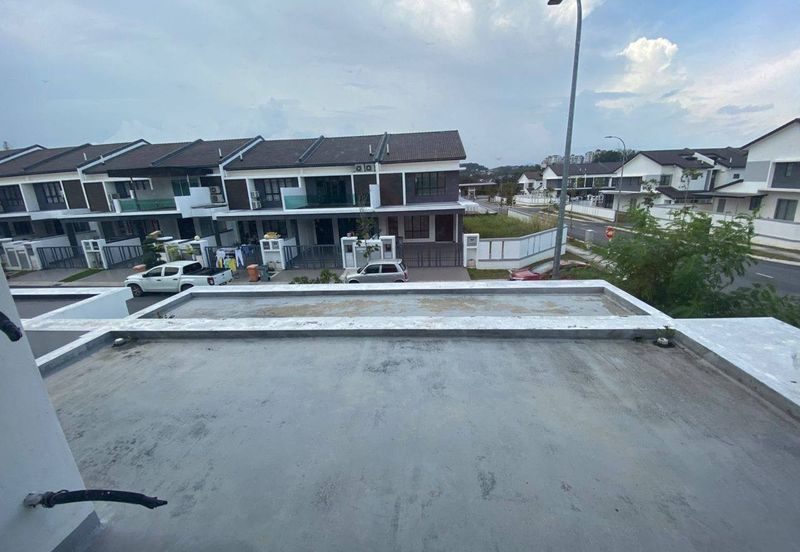 RIMBUN JASMINE KEPAYANG SEREMBAN, Brand New (BARE UNIT), Corner Lot, Freehold, Non-Bumi FOR SALE!