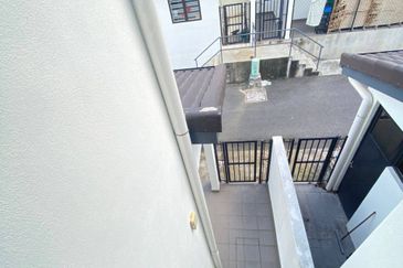 RIMBUN JASMINE KEPAYANG SEREMBAN, Brand New (BARE UNIT), Corner Lot, Freehold, Non-Bumi FOR SALE!