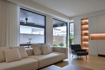 BANDAR ENSTEK (JENTAYU)