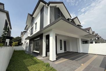 BANDAR ENSTEK (CENDRAWASIH)