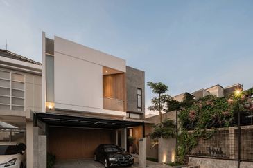 Damaris @ Ara Sendayan