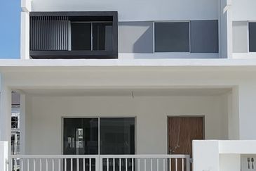 TIARA SENDAYAN (PRESINT 7)