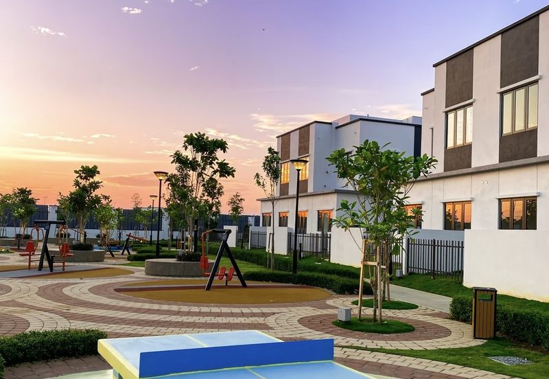 BANDAR ENSTEK (JENTAYU)