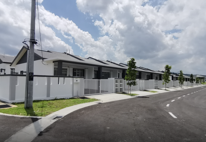 BANDAR ENSTEK (JENTAYU)