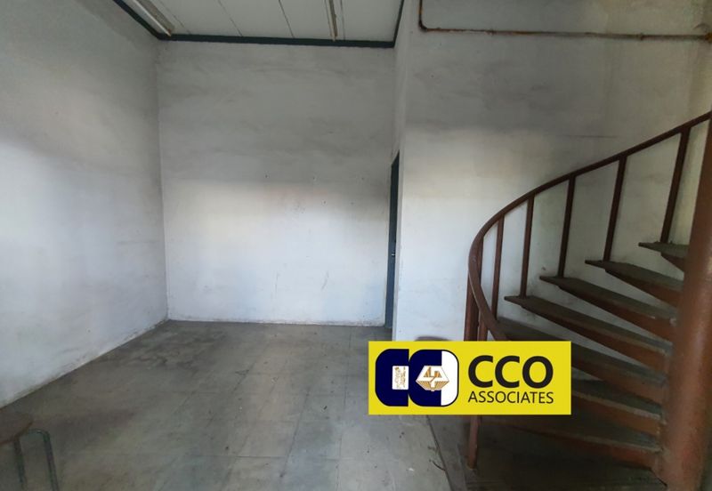 (Pengkalan 1)  2 Adjoining SemiD Factory For Rent  Big size