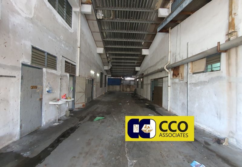 (Pengkalan 1)  2 Adjoining SemiD Factory For Rent  Big size