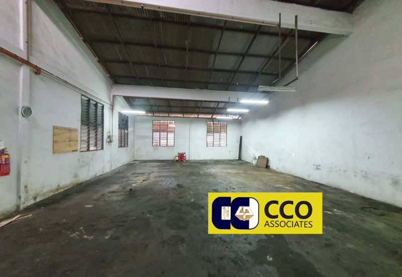 (Pengkalan 1)  2 Adjoining SemiD Factory For Rent  Big size