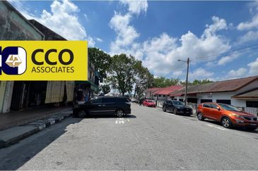 Pengkalan Station 18