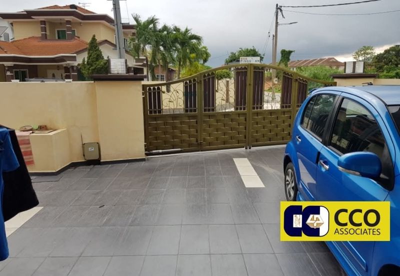 Taman Pinggiran Pengkalan Bayu