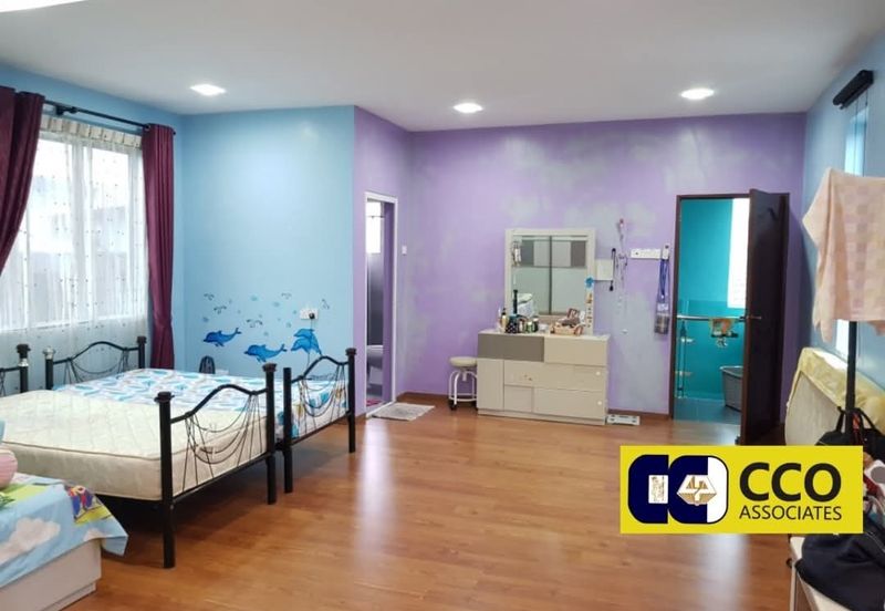 Taman Pinggiran Pengkalan Bayu